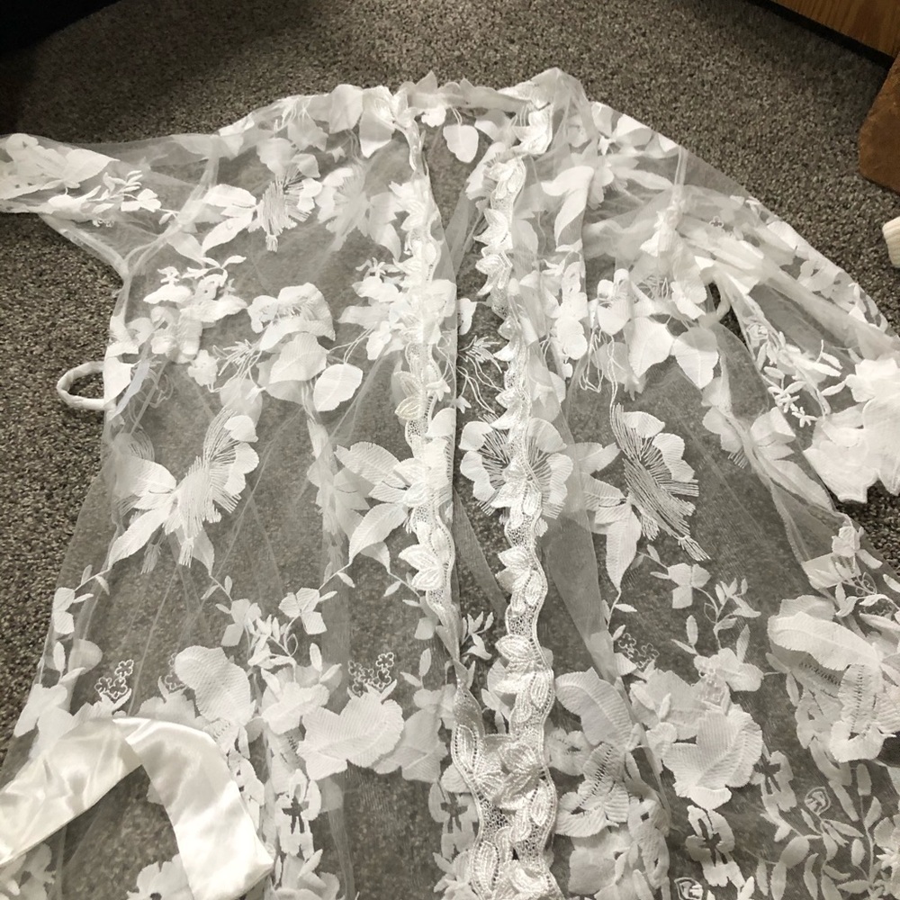 Lace White Robe
